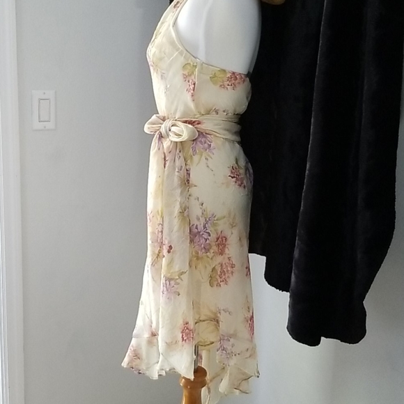 Lovely Soft Yellow S Dress Like New - Picture 4 of 7